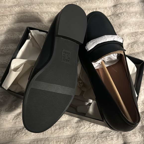 Naturalizer Mariana Chain Link Loafer - Picture 2 of 2